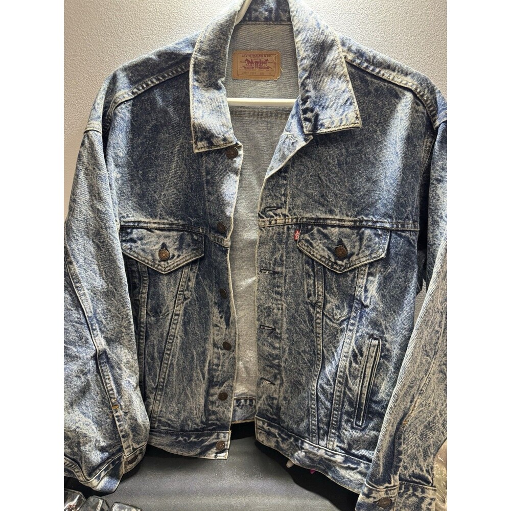 Vintage Levis 70507-0219 Acid Wash Blue Denim Trucker Jacket M USA Red Label